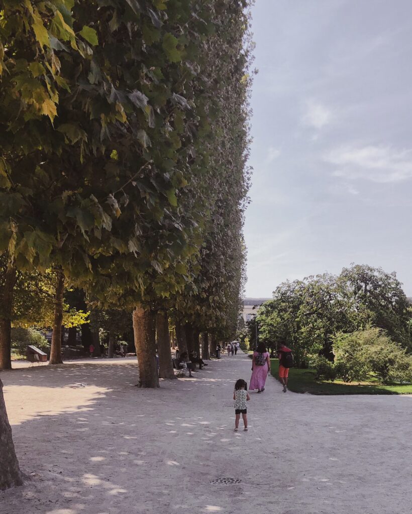 Is Paris stroller-friendly? Exploring the city with a toddler Is Paris stroller-friendly? Jardin de Plantes, Paris