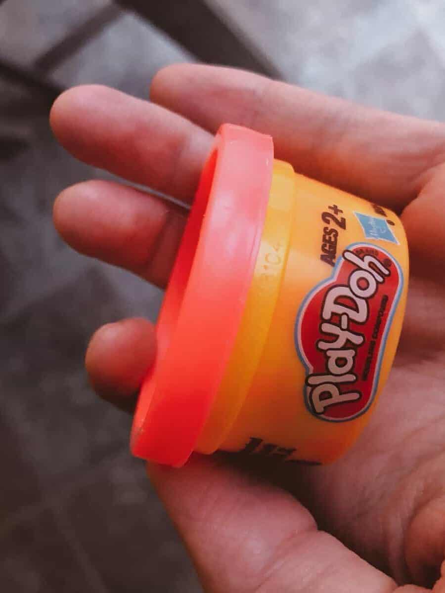 Activities for toddlers on planes: Play-Doh