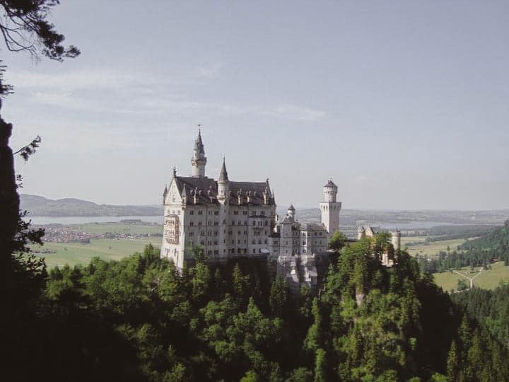 Reasons to visit Germany: Explore fairytale castles like Neuschwanstein
