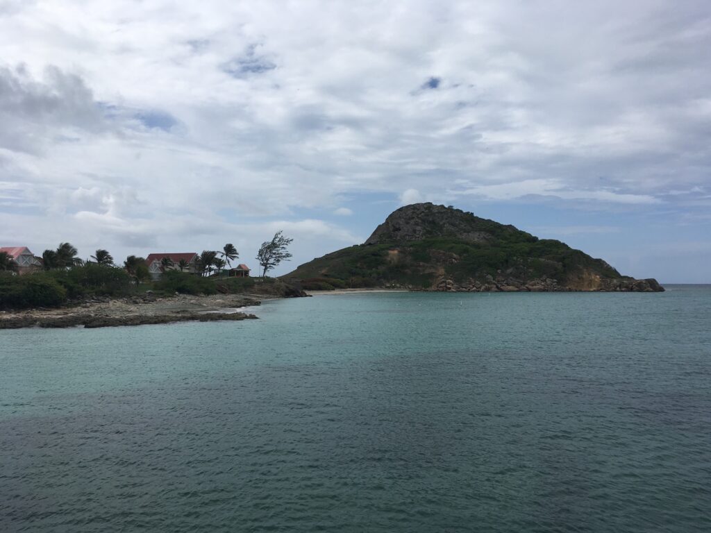 Puerto Rico itinerary 10 days: Pelicano Beach at Caja de Muertos