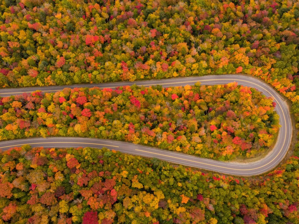 Hairpin turn on Kancamagus Highway