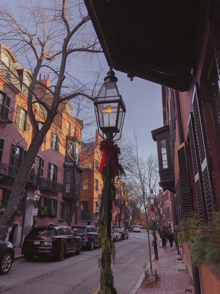 29 Fun Things to Do in Boston in Winter, Indoors & Outdoors (2024)